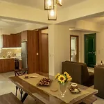 Sol Villa Frínion