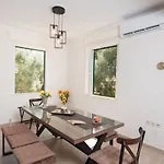 Sol Villa *